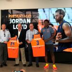 Las instalaciones de Ford Montalt acogieron el acto de presentación del acuerdo con el Valencia Basket Club y del fichaje de su nuevo jugador, Jordan Loyd