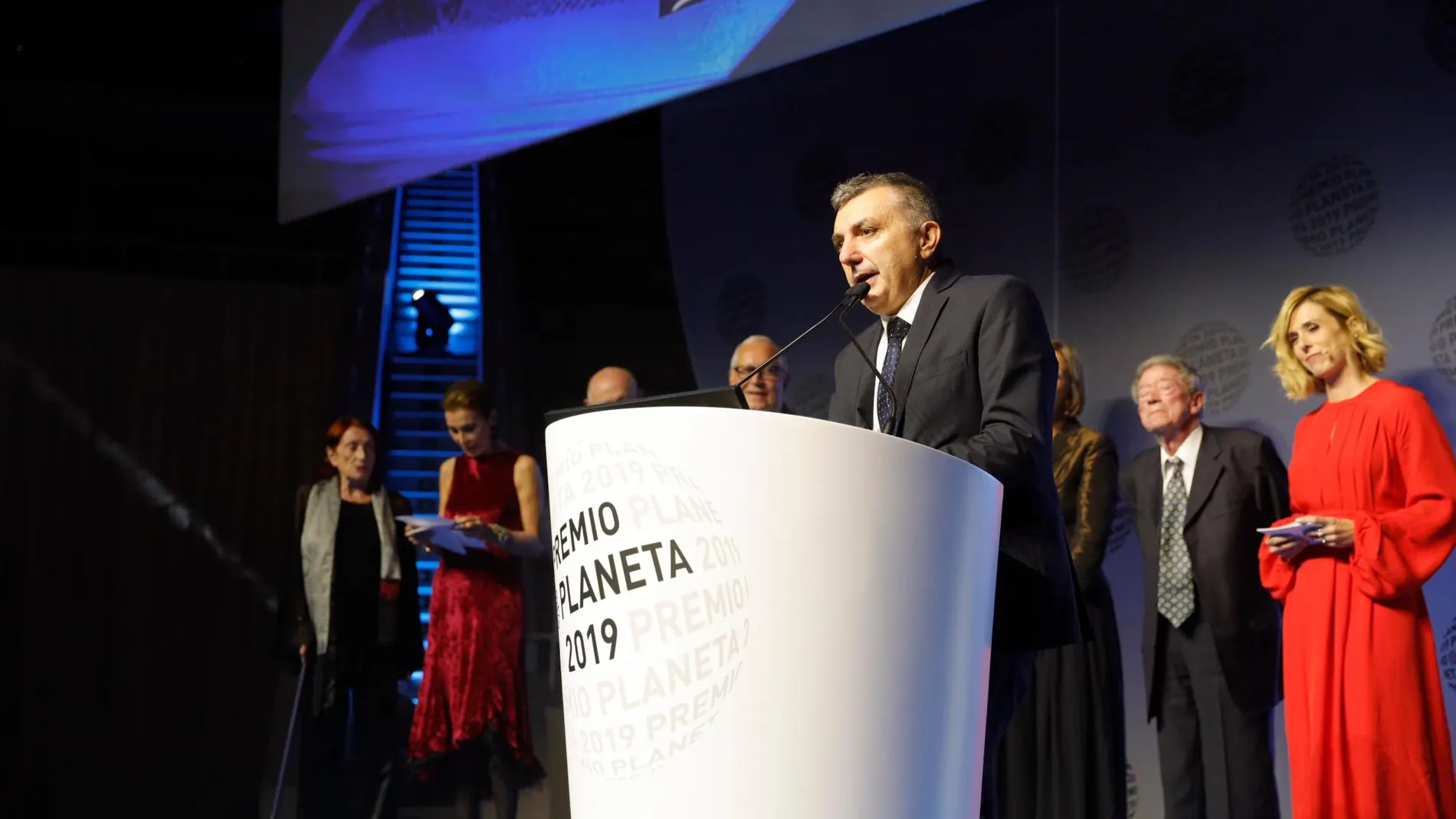 Manuel Vilas durante su discurso tras recoger el Premio. Foto: Miquel González/Shooting