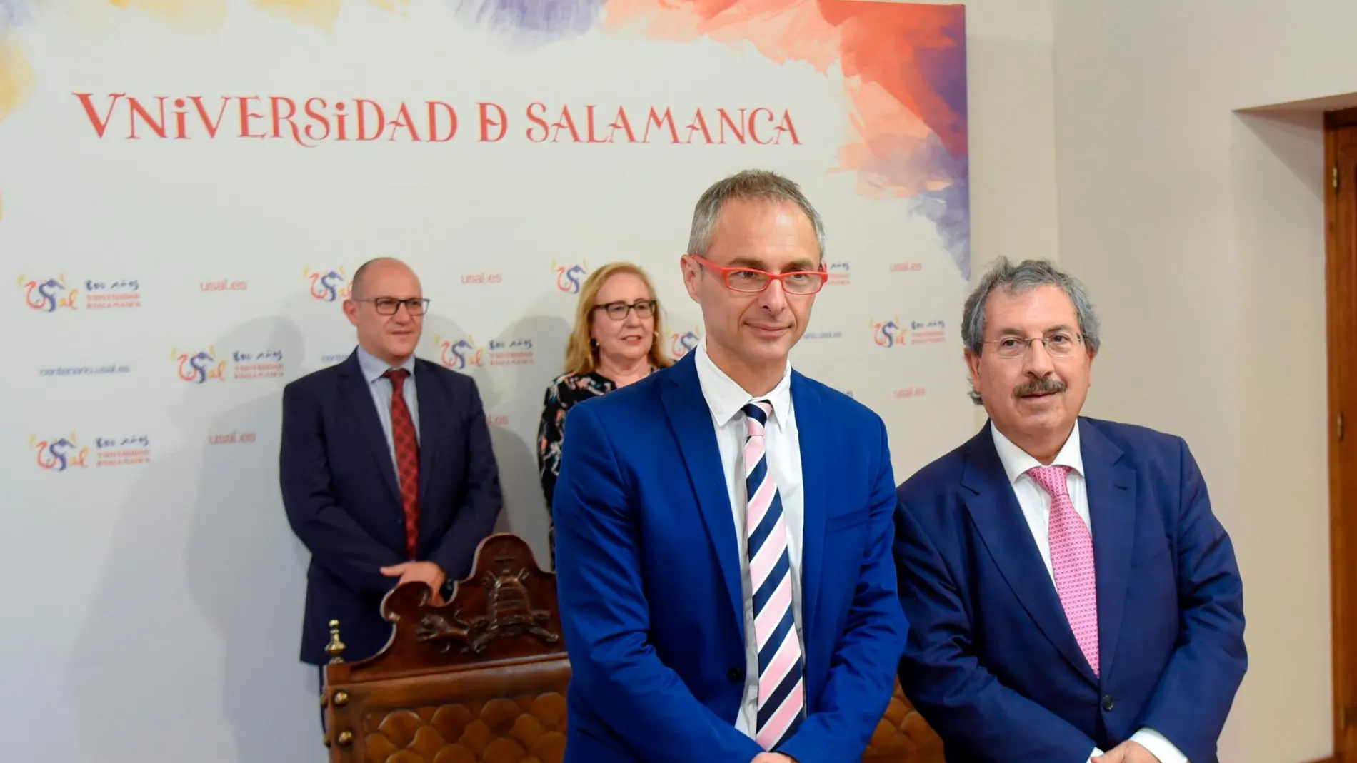 Rafael Mozo, a la derecha de la imagen, y Juan Manuel Fernández han sido los ponentes del informe