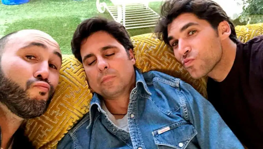 Los tres hermanos Rivera en una imagen de Instagram