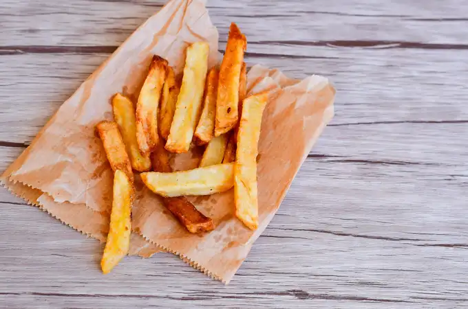Cómo conseguir patatas fritas gratis en restaurantes de comida rápida: el truco viral de un tiktoker