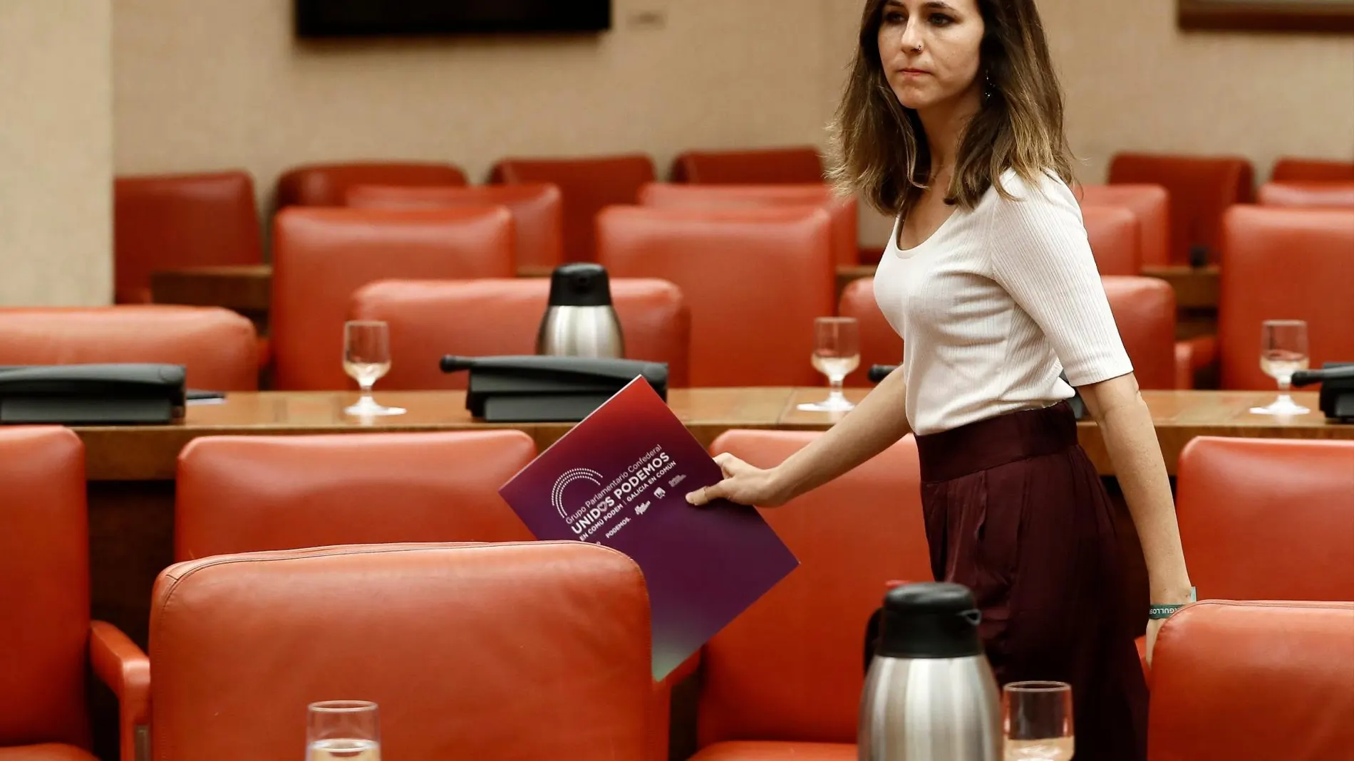 La portavoz adjunta de Unidas Podemos Ione Belarra, ayer, en la reunión de la Diputación Permanente en el Congreso