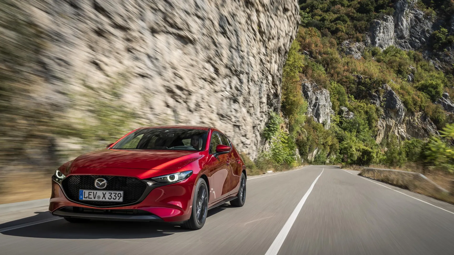 Mazda 3 Skyactive X, adaptado al futuro