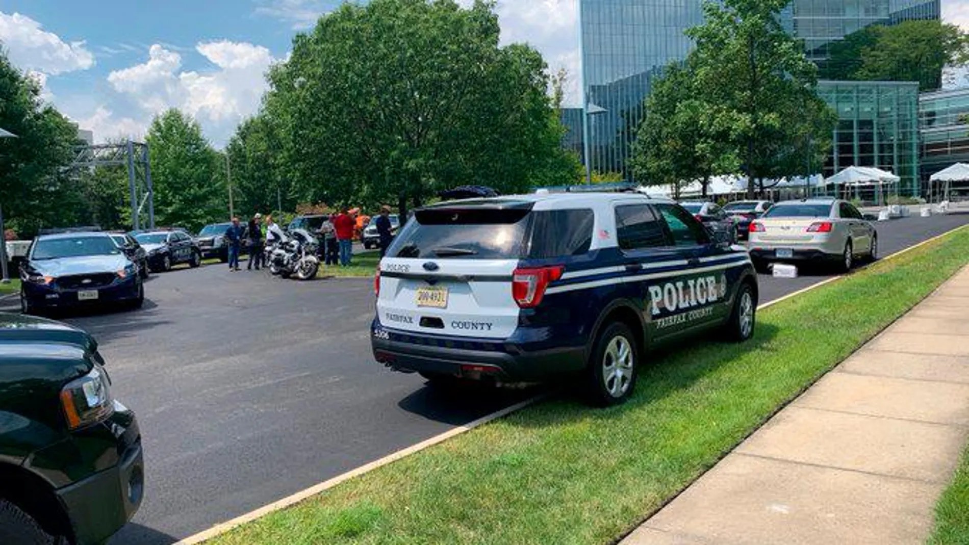 La Policía frente a la sede del USA Today