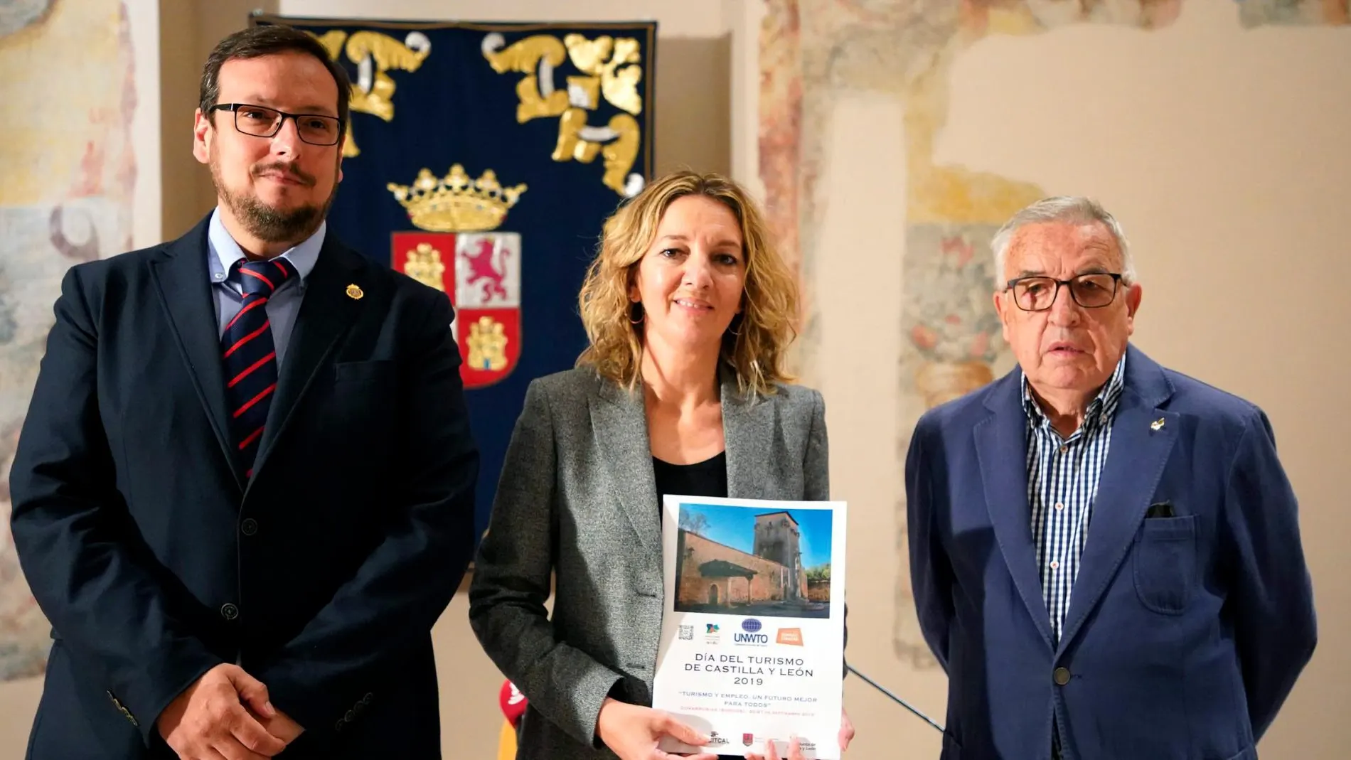 La directora general de Turismo, Estrella Torrecilla, junto a Francisco Gallego y Millán Bermejo Barbadillo