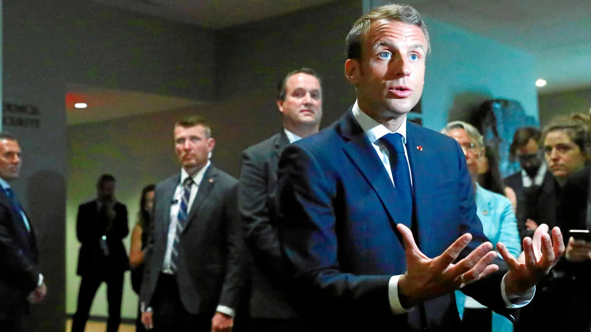 Tras la crisis de los «chalecos amarillos», el presidente francés, Emmanuel Macron, ha decidido frenar la velocidad de sus reformas para rebajar la contestación social