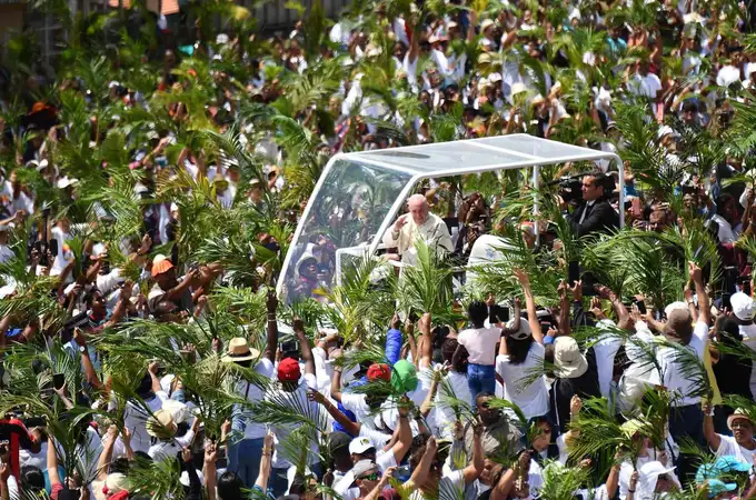 Maratoniana agenda del Papa Francisco en el único día en la isla Mauricio.