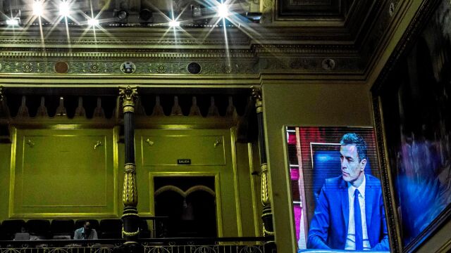 Tras las vacaciones, la vida política vuelve a la normalidad con la vista puesta en una repetición de elecciones. Foto: ALBERTO R. ROLDÁN