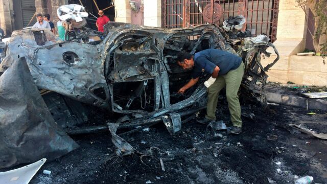 Imagen de los restos del coche bomba