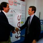 El presidente de FAES, José María Aznar, y el líder del PP, Pablo Casado