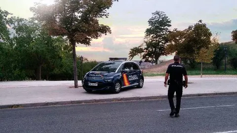 Detenidos dos hermanos en Retiro por el robo de bolsos "con tirón"
