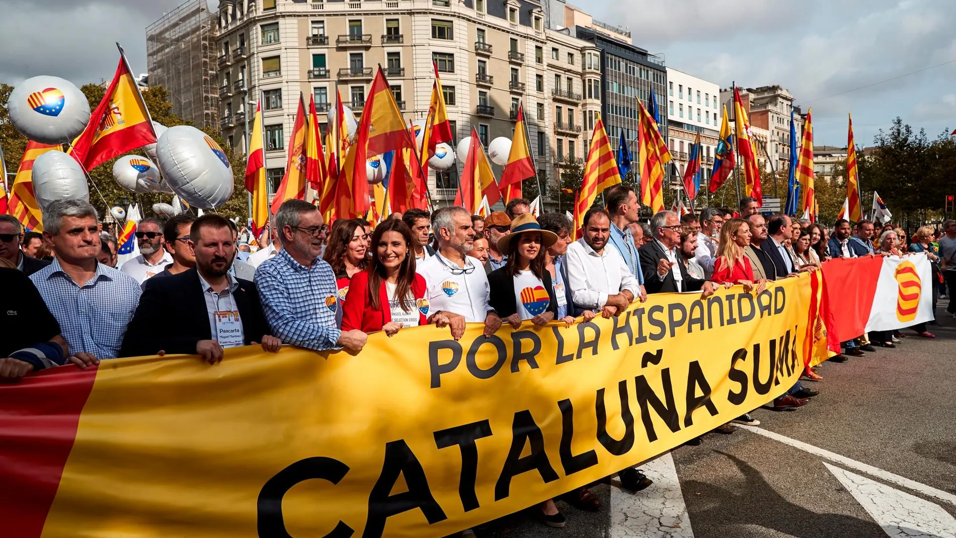 Manifestación en el Día de la Hispanidad en Barcelona