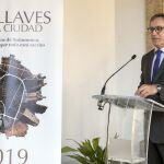 El alcalde de Salamanca, Carlos García Carbayo, presenta el programa «Las Llaves de la Ciudad»