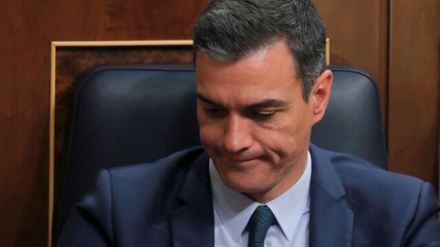 Pedro Sanchez reacciona tras no reunir los votos necesarios para ser elegido presidente del Gobierno. REUTERS/Sergio Perez