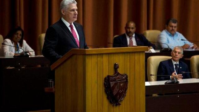 Miguel Diaz-Canel, durante la cuarta sesión extraordinaria de la IX Legislatura de la Asamblea Nacional del Poder Popular. EFE/ Irene Pérez/Cubadebate