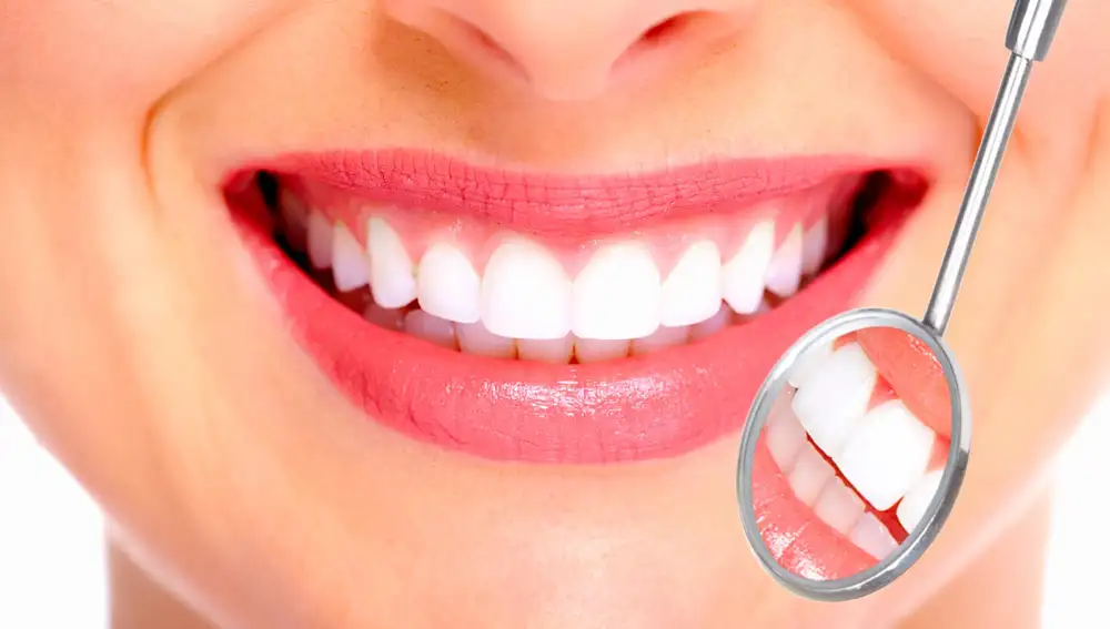 Uno de cada cuatro españoles padece actualmente gingivitis o enfermedad periodontal, según datos del Estudio de Salud Bucodental de Sanitas