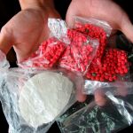Anfetamina, metanfetamina, éxtasis y cocaína son las cuatro sustancias ilegales más vendidas en el mundo.