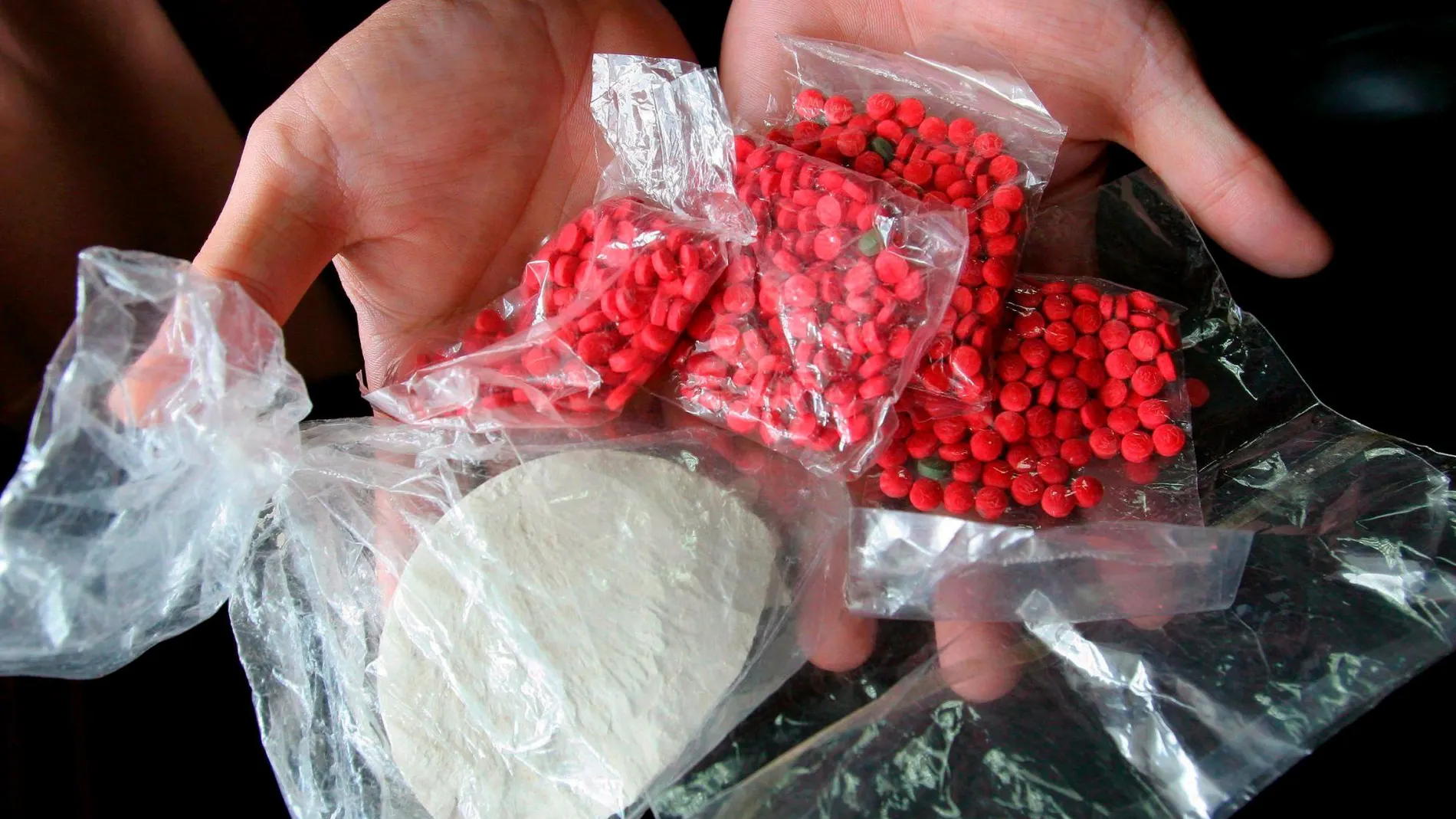 Anfetamina, metanfetamina, éxtasis y cocaína son las cuatro sustancias ilegales más vendidas en el mundo.