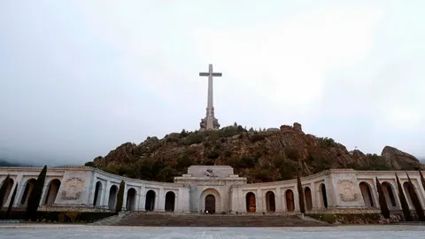 Paso II: desacralizar la Basílica