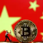 China dispara contra el bitcoin y lo lleva a mínimos de seis meses