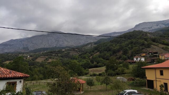 Vistas desde la habitación de un alojamiento de turismo rural en Teverga