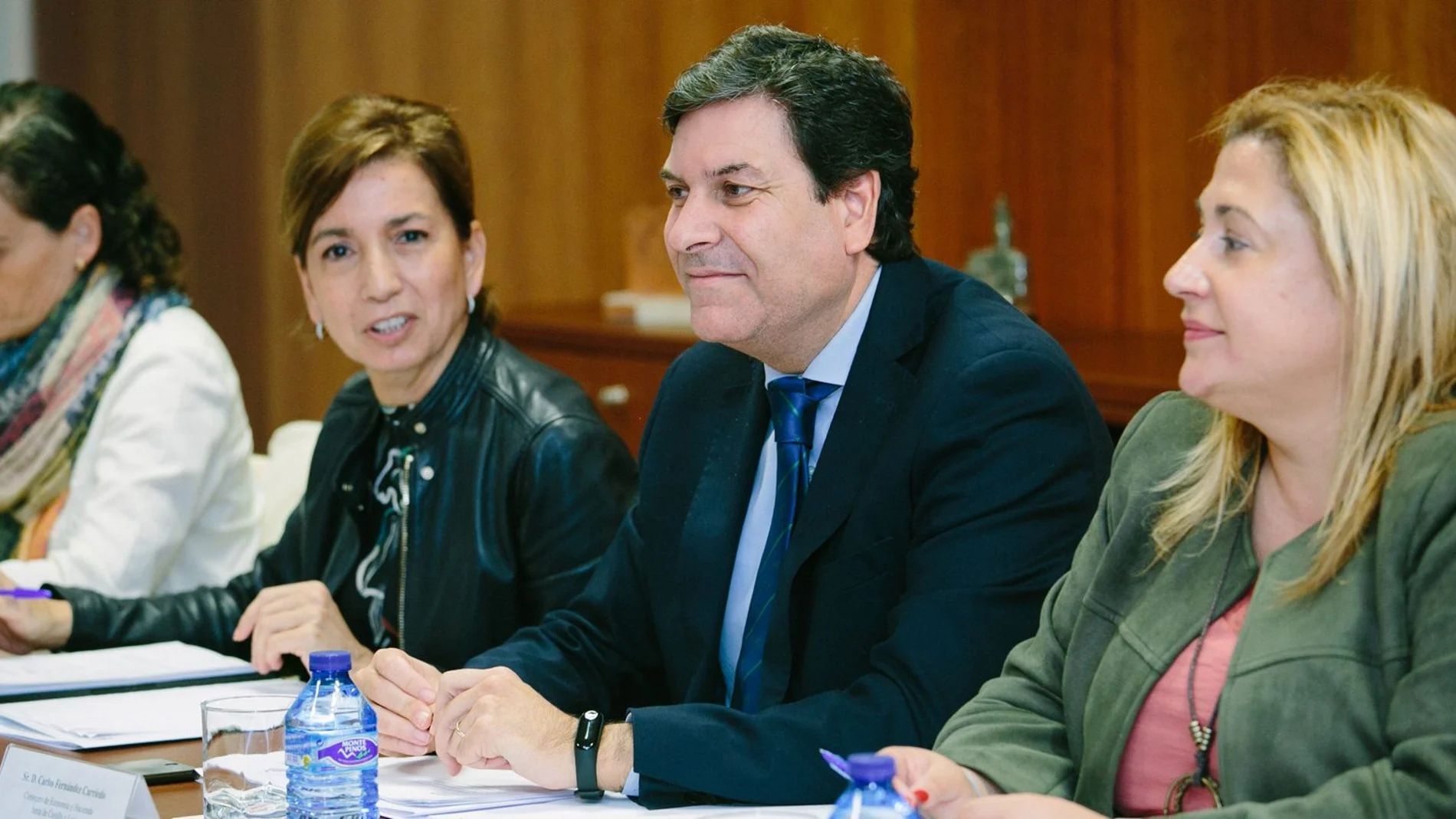 El consejero de Economía y Hacienda, Carlos Fernández Carriedo, preside el Comité de Seguimiento del Plan de Dinamización Económica y Demográfica de la provincia de Soria