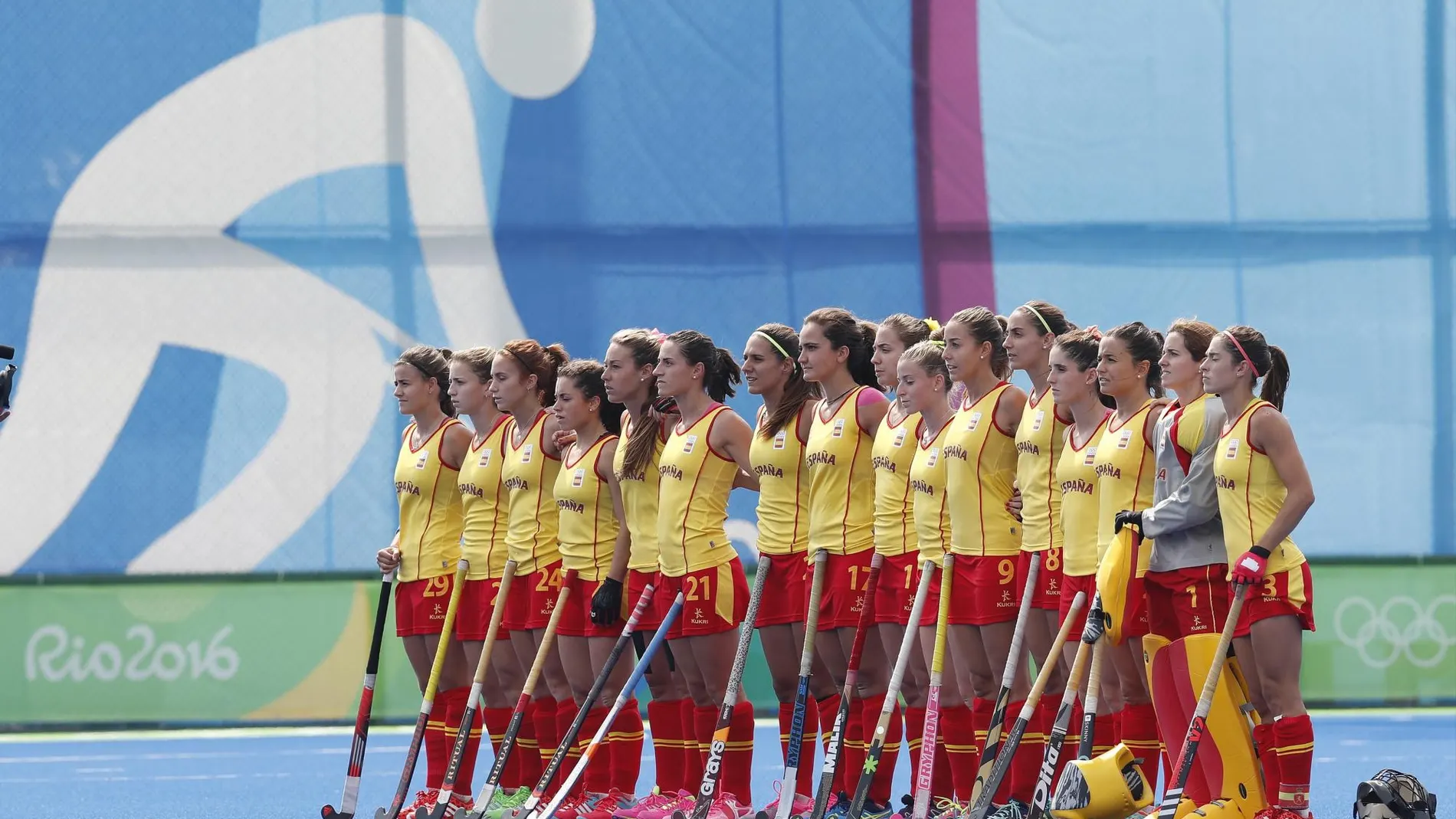 La selección de hockey hierba femenina, última en lograr el pase a Tokio, durante los Juegos de Rio