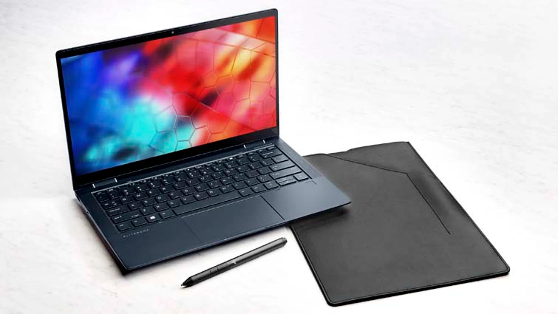 La carcasa del portátil HP Elite Dragonfly está realizada con botellas de plástico recuperadas del fondo del océano, lleva un procesador Intel Core vPro de octava generación y la batería dura hasta 2,45 horas.