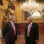 04 November 2019, Mexico, Mexico City: Argentinian President-elect Alberto Fernandez (L) speaks with Mexican President Andres Manuel Lopez Obrador during their meeting, at the National Palace, on his first trip as Argentina's elected president. Alberto breaks a long tradition where his predecessors had usually travelled first to the neighbouring country Brazil after the election success. Photo: -/Presidencia via NOTIMEX/dpa04/11/2019 ONLY FOR USE IN SPAIN