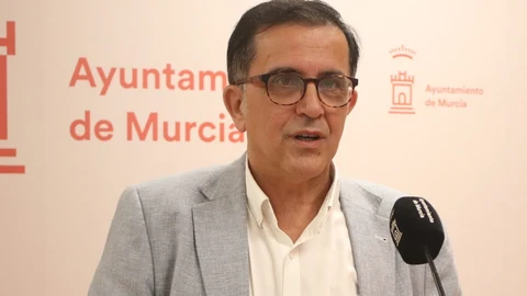 El portavoz del PSOE de Murcia, José Antonio Serrano