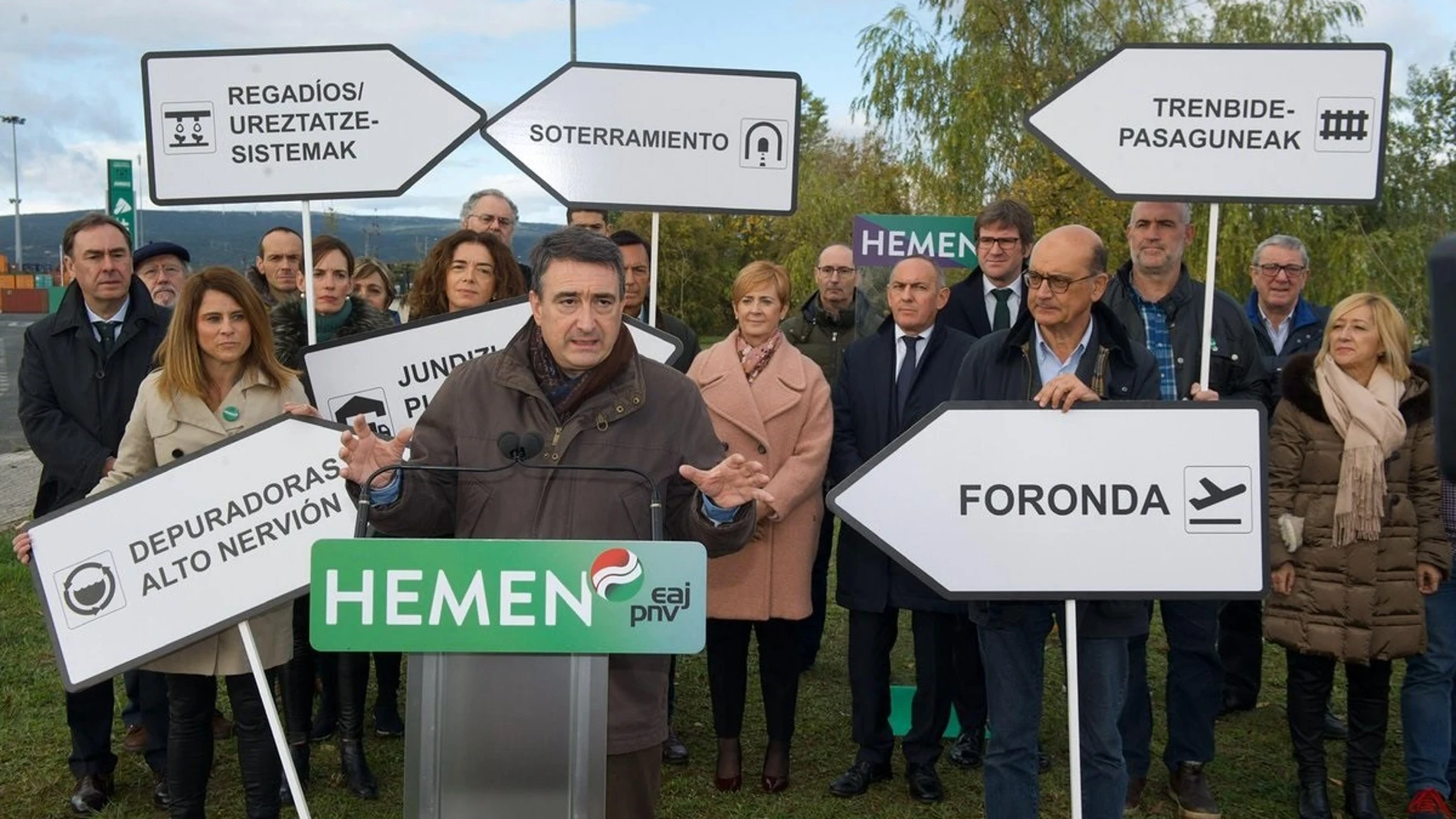 10N.-Esteban defiende que es necesario un PNV "fuerte" en el Congreso para "empujar" el desarrollo del TAV