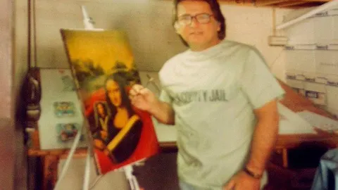 El hombre que pintó el Dalí del Príncipe Carlos de Inglaterra