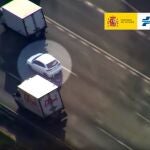 Un ejemplo de conducción temeraria, la más castigada por la DGT