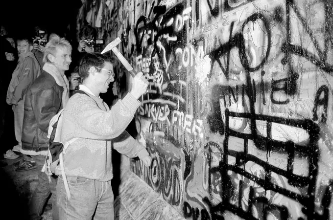 ¿Por qué resurgió el comunismo tras el fracaso del Muro de Berlín?