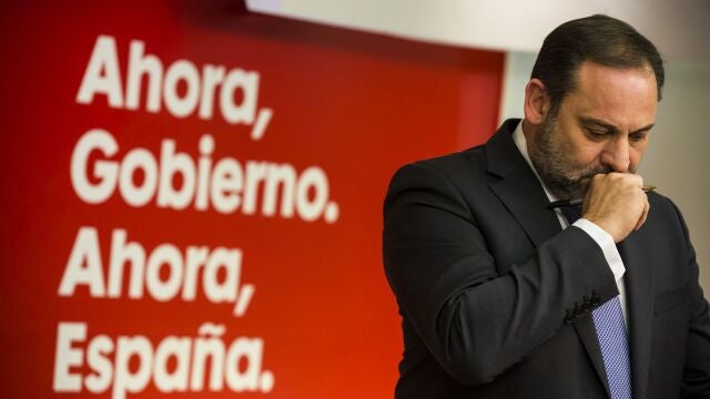 Rueda de Prensa del Secretario de Organizacion del PSOE, Jose Luis Ábalos posterior a la reunión de la Comisión Ejecutiva Federal en la sede del PSOE en Ferraz / Foto: Alberto Roldán