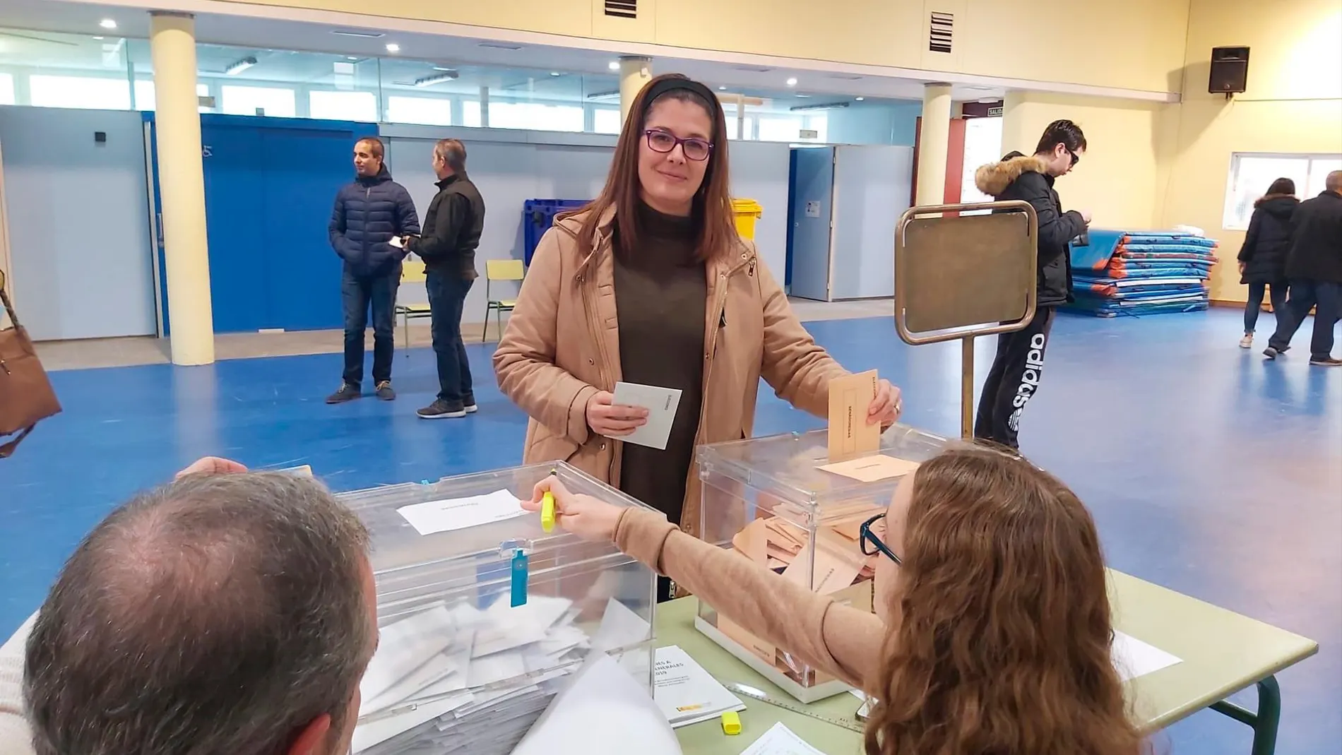 Noelia Posse acudió a votar