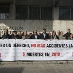 Concentración de CCOO y UGT ante la Subdelegación del Gobierno en Córdoba