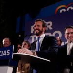 Pablo Casado fuera de la sede del partido después del anuncio de casi el 100 por ciento de los resultados de las elecciones generales en Madrid