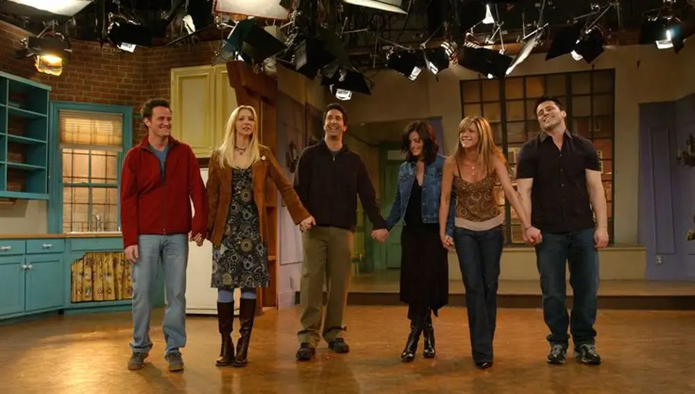 Los protagonistas de &quot;Friends&quot; tras la grabación del último episodio