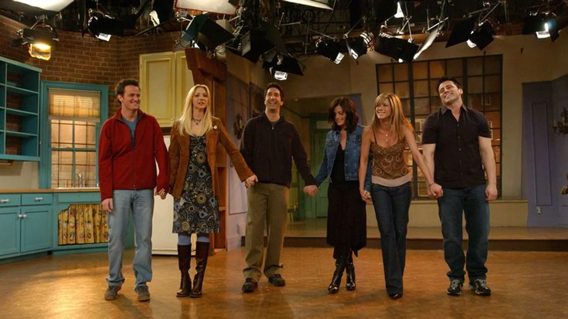 Los protagonistas de "Friends" tras la grabación del último episodio