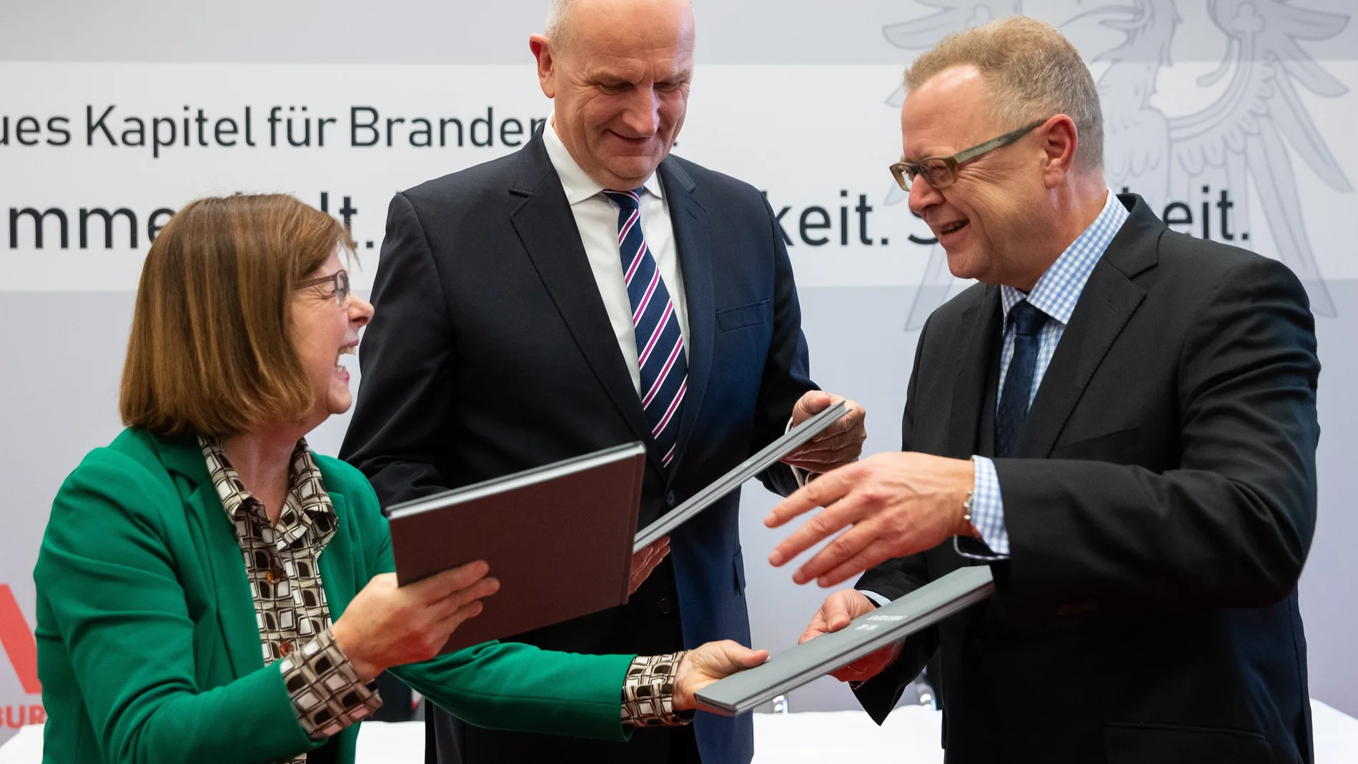 SPD, CDU and Greens signing of the coalition agreement in Brandenburg