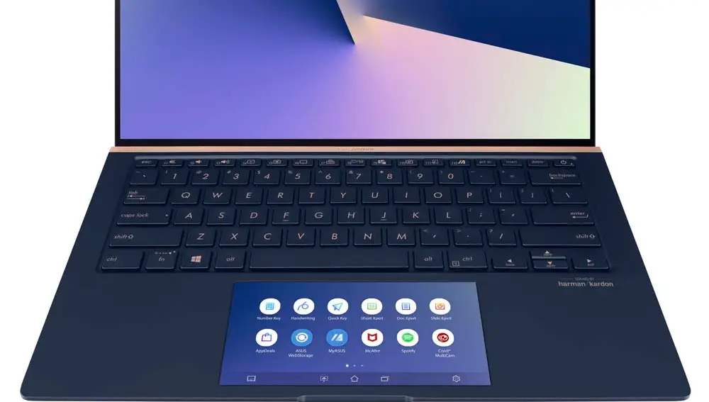 El portátil ASUS ZenBook 14 lleva una segunda pantalla de 5,65&quot; junto al teclado.