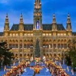 Las ciudades europeas visten sus mercados navideños de luces y color