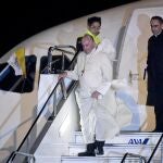 El Ppa Francisco a su llegada al aeropuerto de Haneda en Tokio