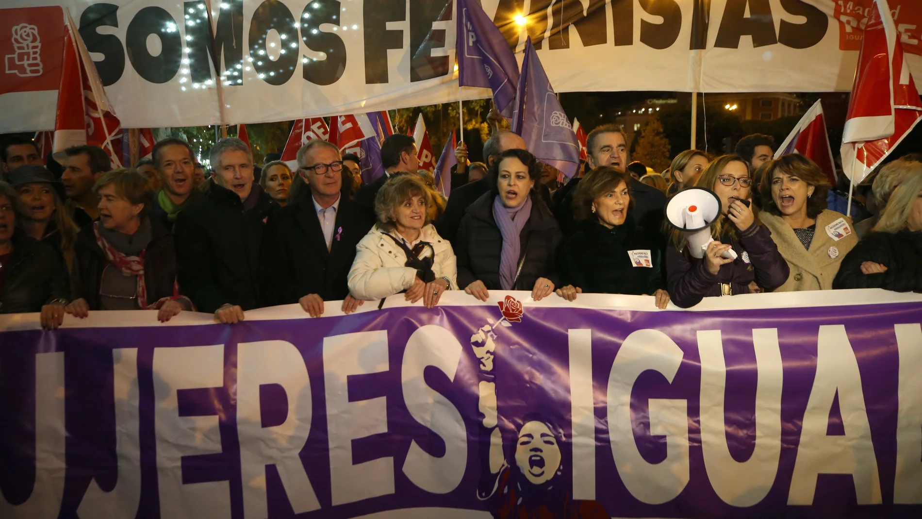 Manifestación con motivo del Día Internacional de la Eliminación de la Violencia contra la Mujer en Madrid