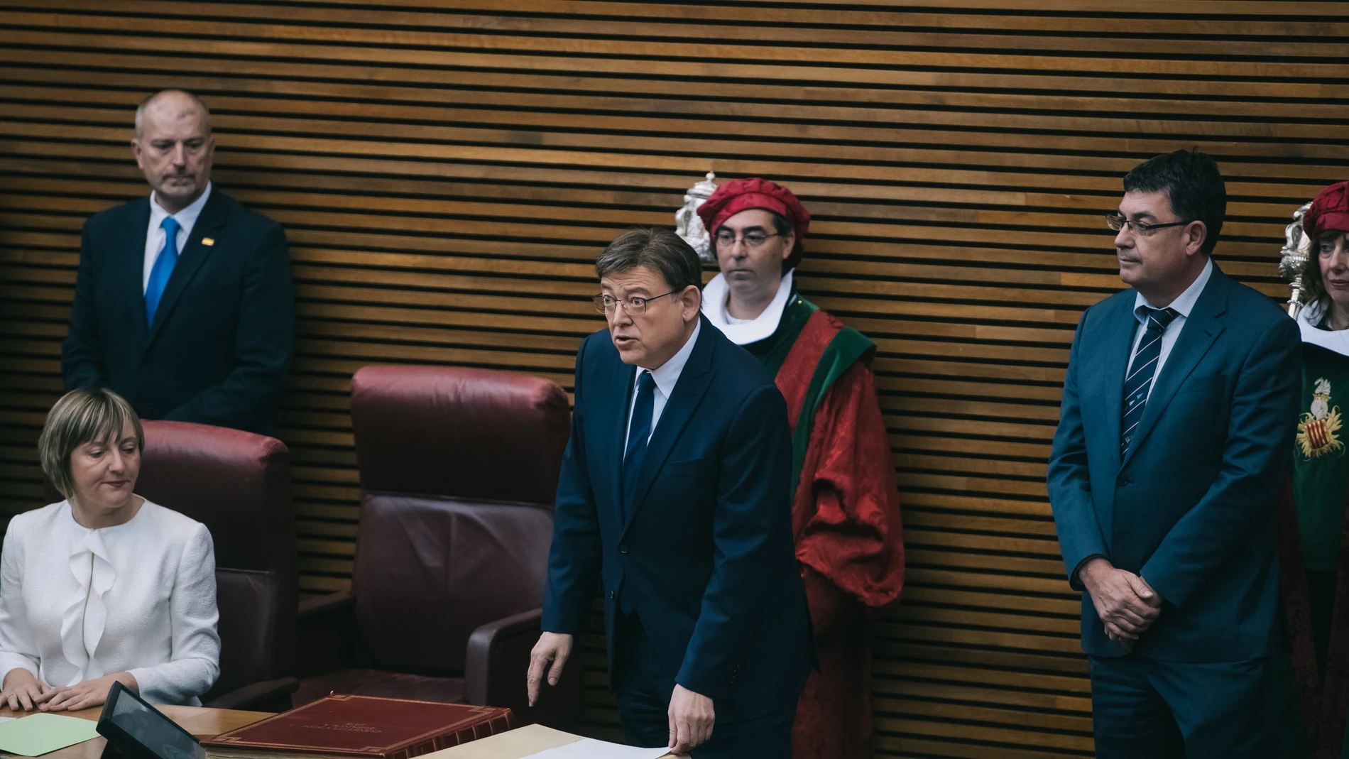 El presidente Puig deberá responder sobre los contratos que las empresas de sus hermanos han firmado con diferentes órganos de la Generalitat