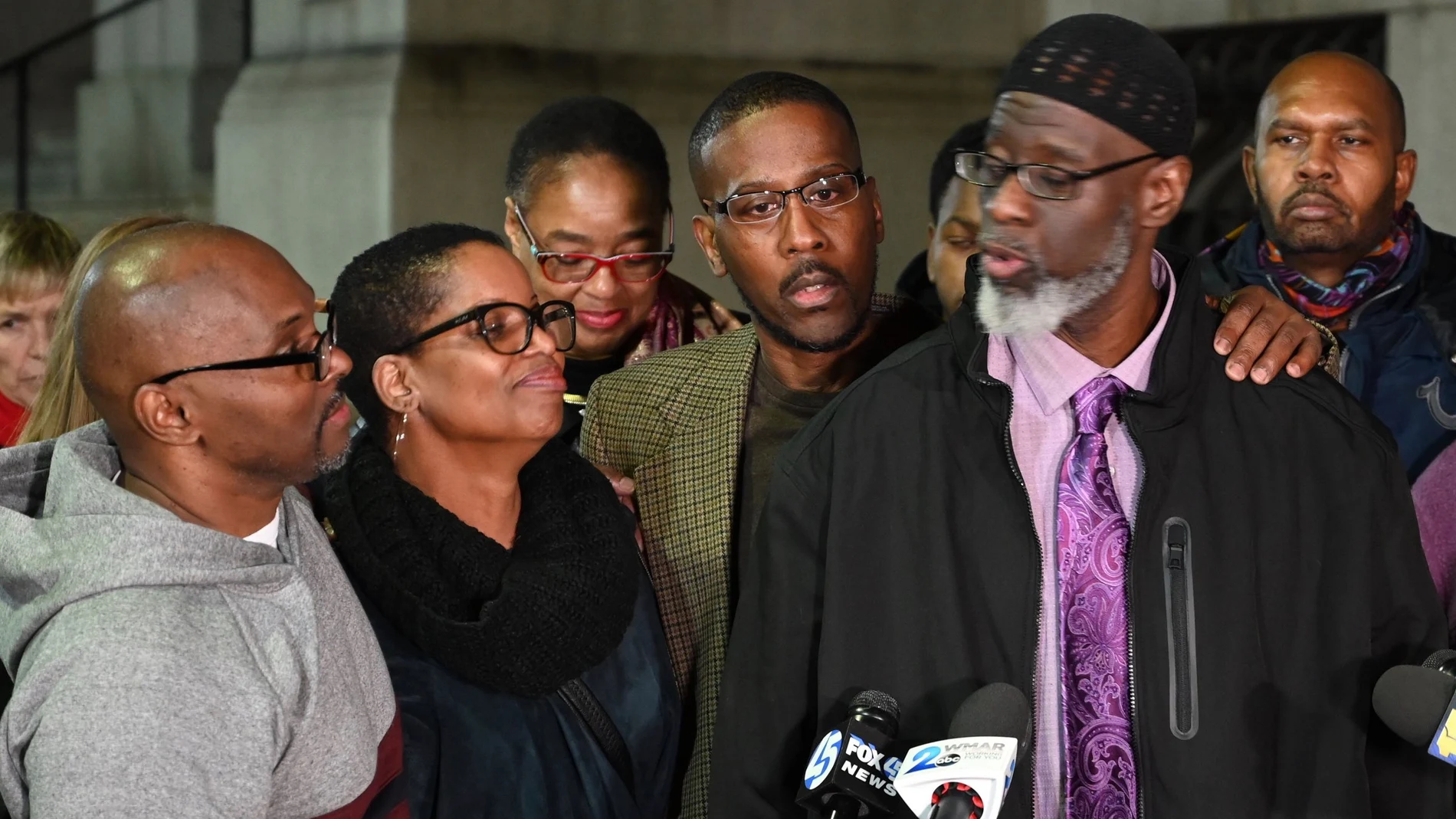 El "trío de Maryland" después de haber sido liberados tras cumplir 36 años de prisión de forma injusta