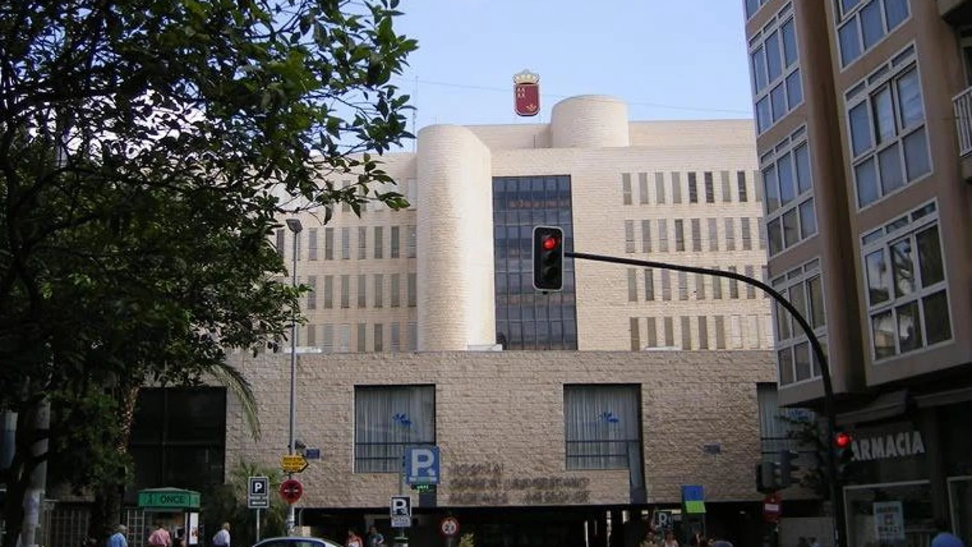 Imagen de archivo de la fachada del Hospital Morales Meseguer de Murcia