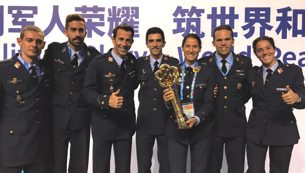 Varios de los miembros de la delegación española en los Mundiales Militares de China