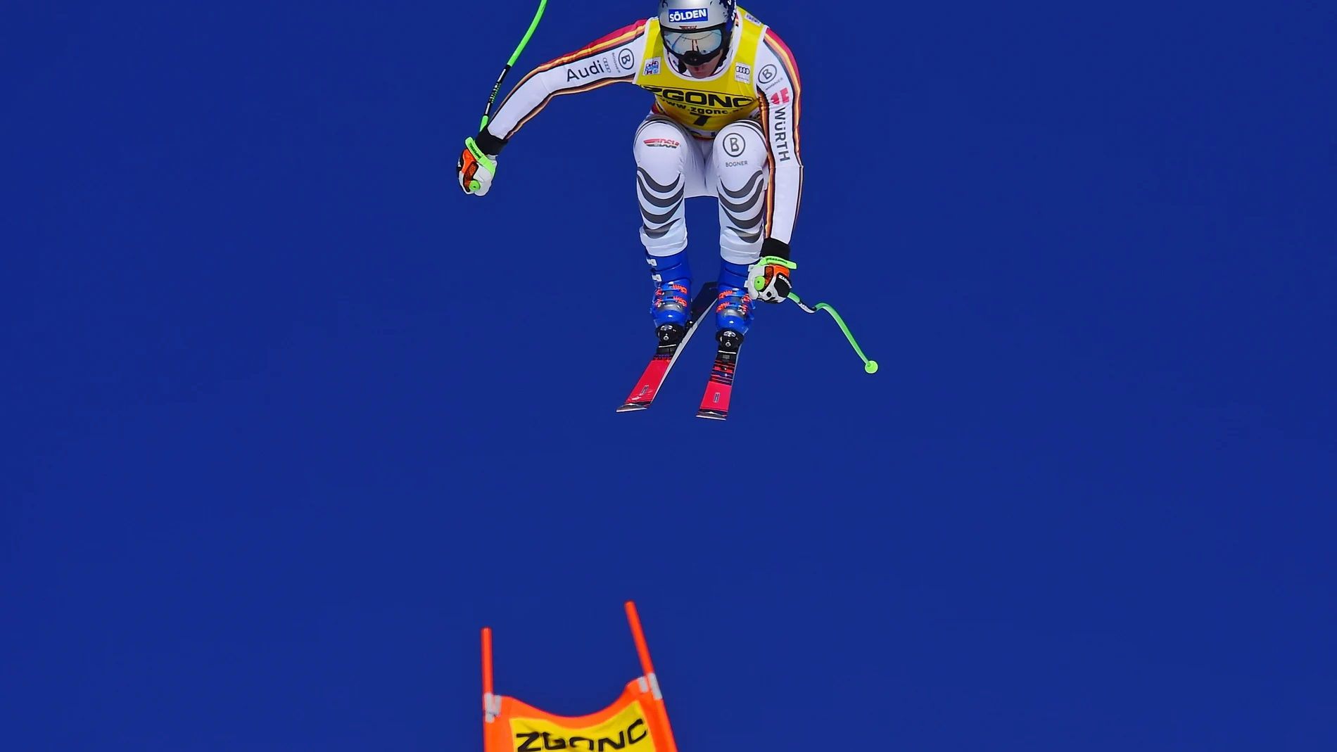El alemán Thomas Dressen, durante la carrera de esquí alpino de la Copa del Mundo masculina en Lake Louise, Alberta. Fot. Frank Gunn/The Canadian Press via AP